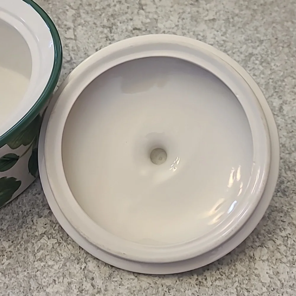 Sakura Fruit Pattern Ceramic Casserole Dish